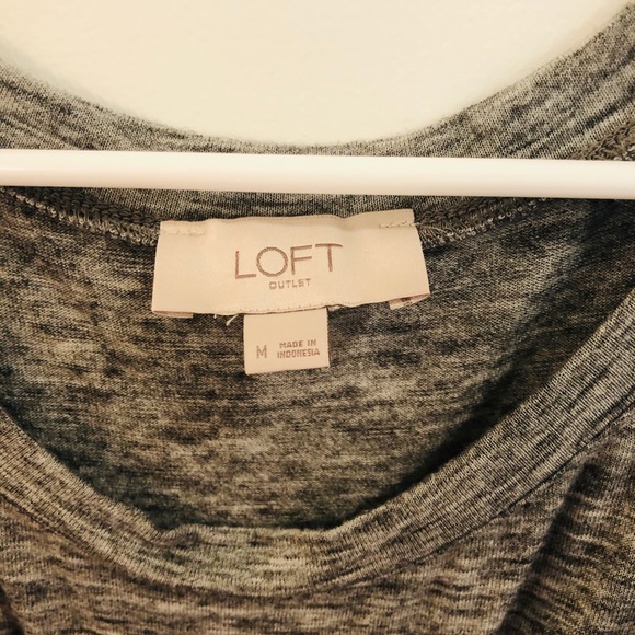 LOFT gray ruffle tee M medium - Picture 4 of 4
